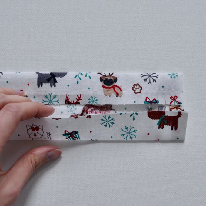 How to Sew a Dog Collar with Removable Bow Tie Hobbycraft